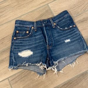 501 Levi Shorts